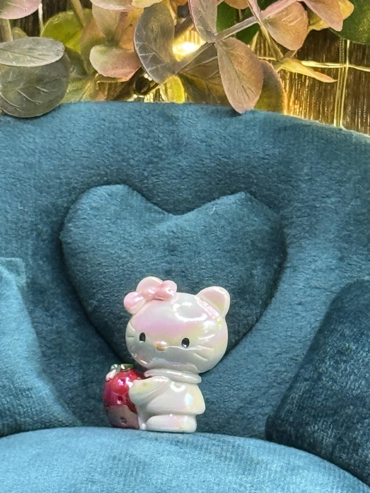 Hello Kitty Acrylic Focal Bead