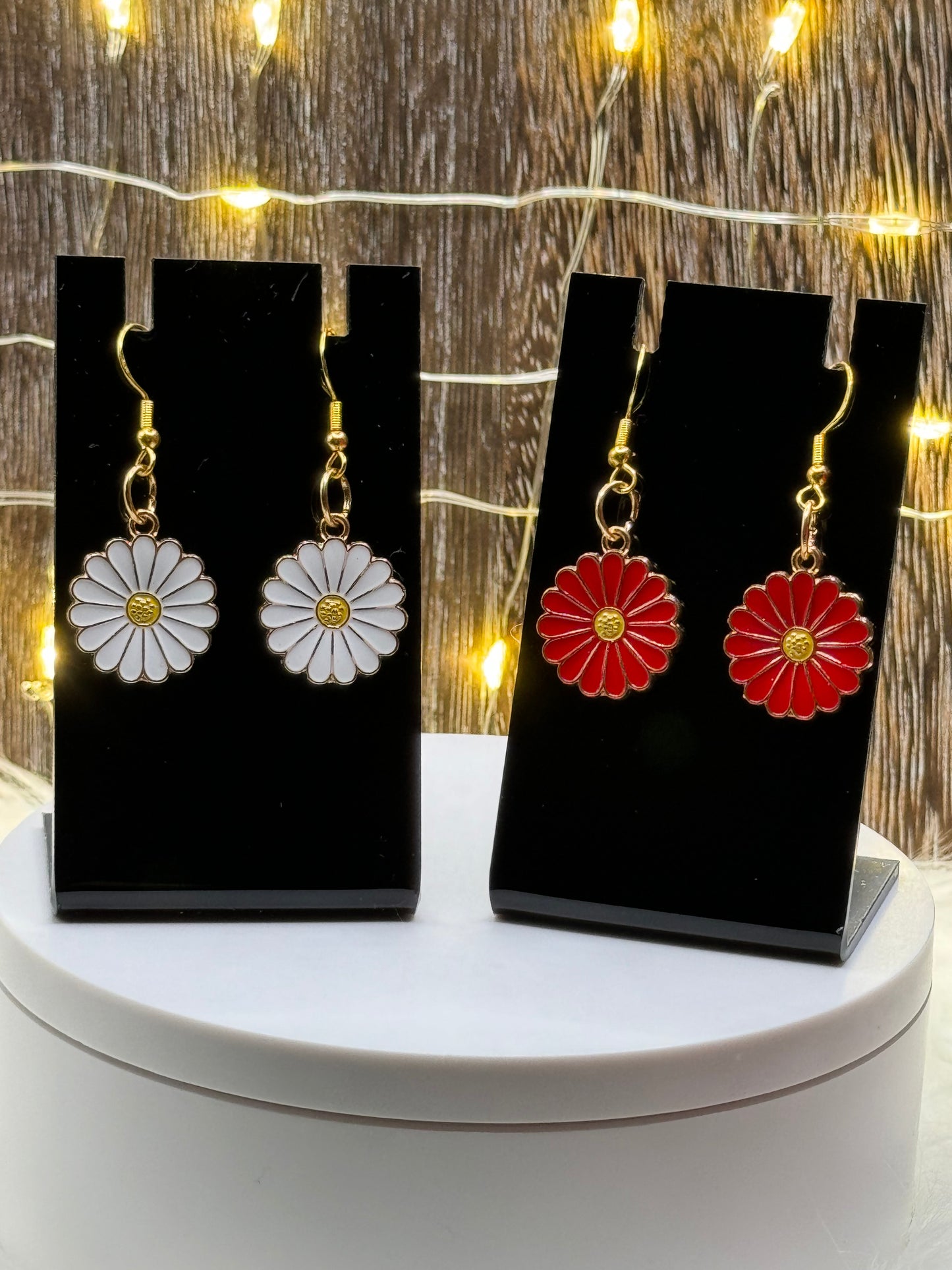 Set of Red and White Flower Dangle Earrings